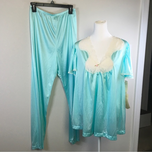 Vintage Vanity Fair 2-Piece Pajama Set Size Medium Silky Nylon Aqua Blue NWT - Picture 1 of 16